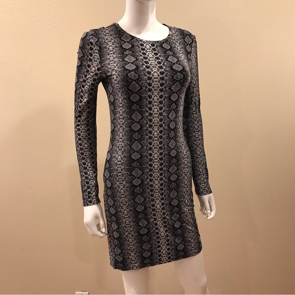HM Divided Bodycon Mini Dress Size Small Shades of Grey Snakeskin Print - Picture 1 of 13